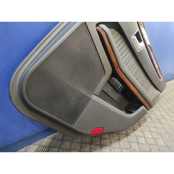 Guarnecido Puerta Trasera Derecha para Mercedes-Benz Clase E (W212) Lim.