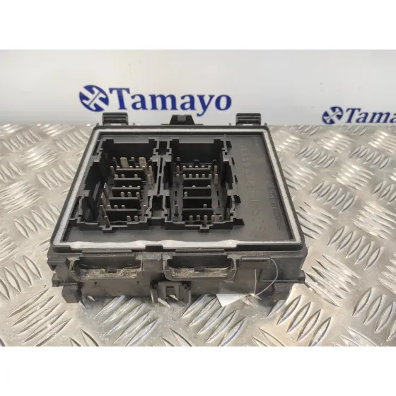 Caja Reles / Fusibles para Ford Fiesta (Ce1)