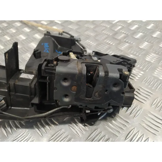 Cerradura Puerta Delantera Izquierda para Ford Focus Lim. (Cb4)