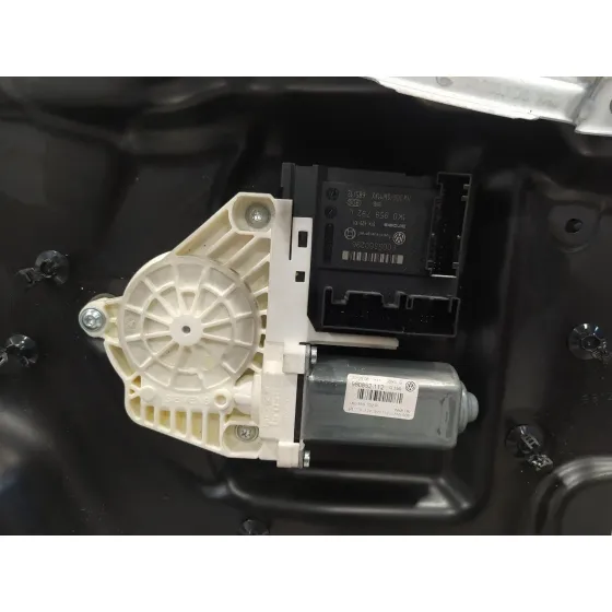 Elevalunas Delantero Derecho para Volkswagen Passat Variant (3C5)