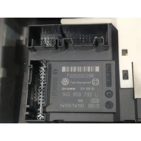 Elevalunas Delantero Derecho para Volkswagen Passat Variant (3C5)