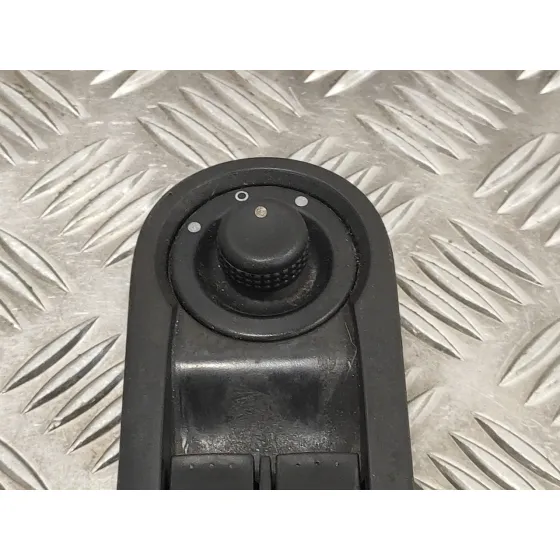 Mando Elevalunas Delantero Izquierdo para Renault Espace Iv (Jk0)