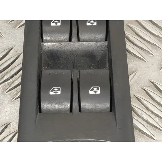 Mando Elevalunas Delantero Izquierdo para Renault Espace Iv (Jk0)