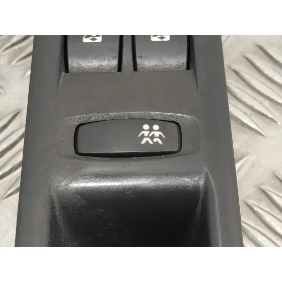 Mando Elevalunas Delantero Izquierdo para Renault Espace Iv (Jk0)
