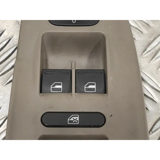 Mando Elevalunas Delantero Izquierdo para Volkswagen Passat Variant (3C5)