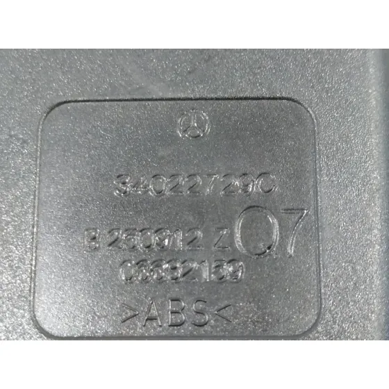 Anclaje Cinturon Trasero Derecho para Mercedes-Benz Clase E (W212) Lim.
