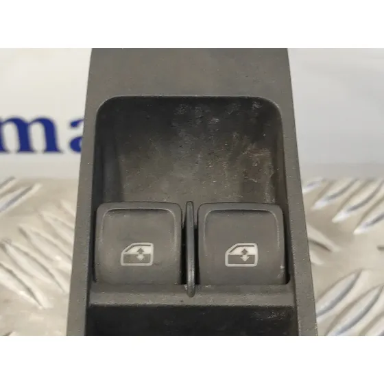 Mando Elevalunas Delantero Izquierdo para Skoda Fabia