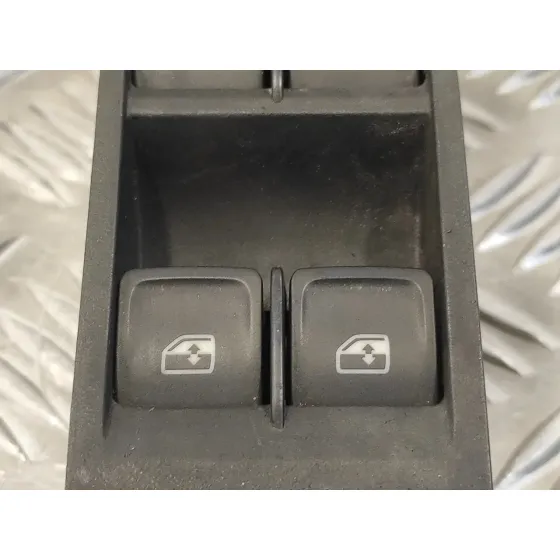 Mando Elevalunas Delantero Izquierdo para Skoda Fabia