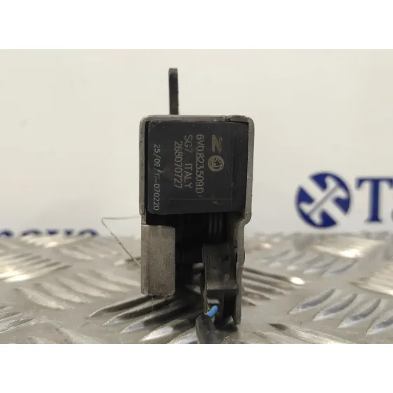 Cerradura Capot para Skoda Fabia