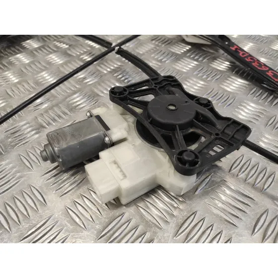 Elevalunas Delantero Izquierdo para Skoda Fabia