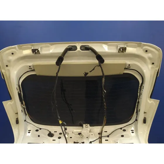 Porton Trasero para Ford Focus Turn.