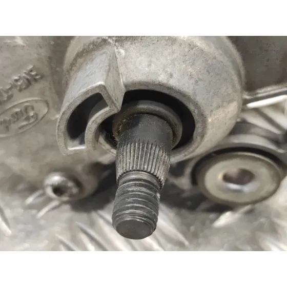Motor Limpia Delantero para Ford Focus Turn.