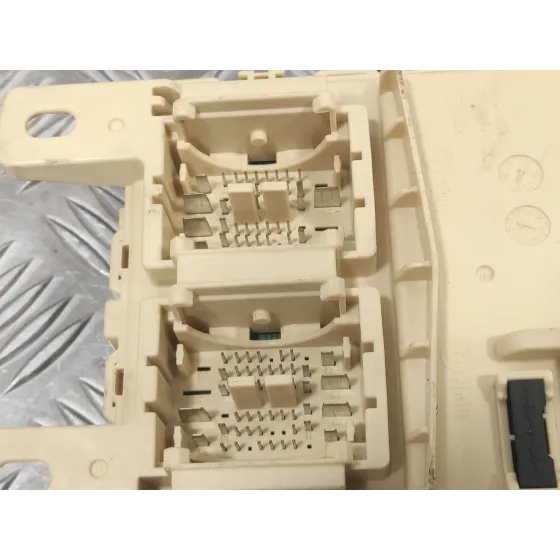 Caja Reles / Fusibles para Kia Picanto (Ja)