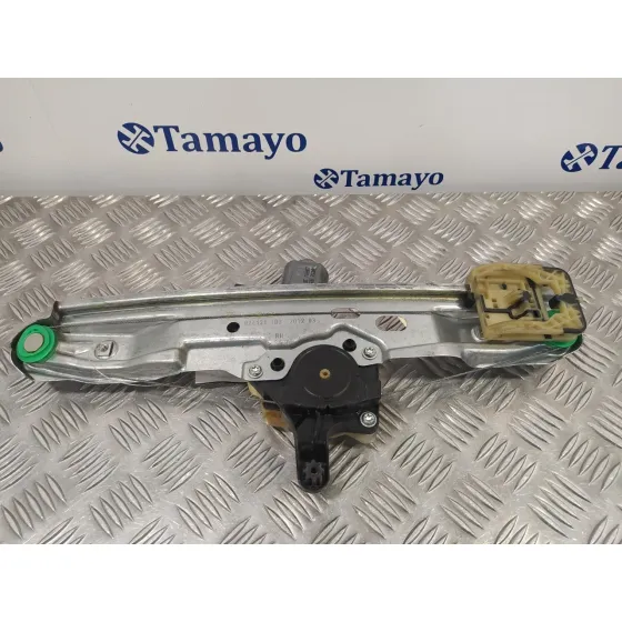 Elevalunas Trasero Derecho para Ford Focus Turn.