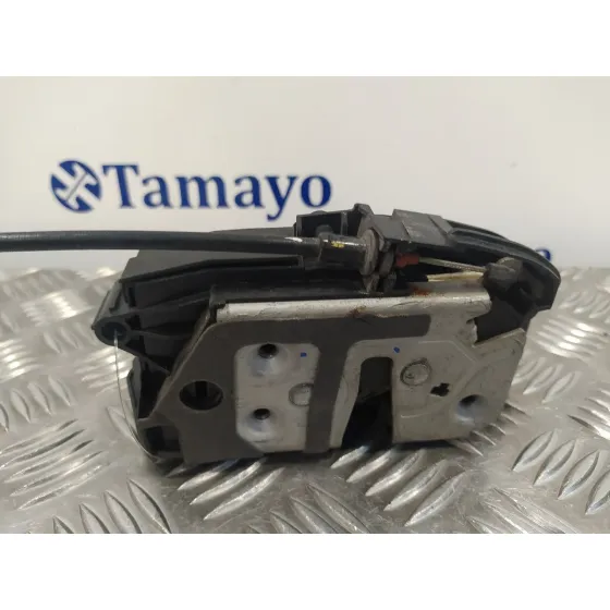 Cerradura Puerta Delantera Derecha para Ford Focus Turn.