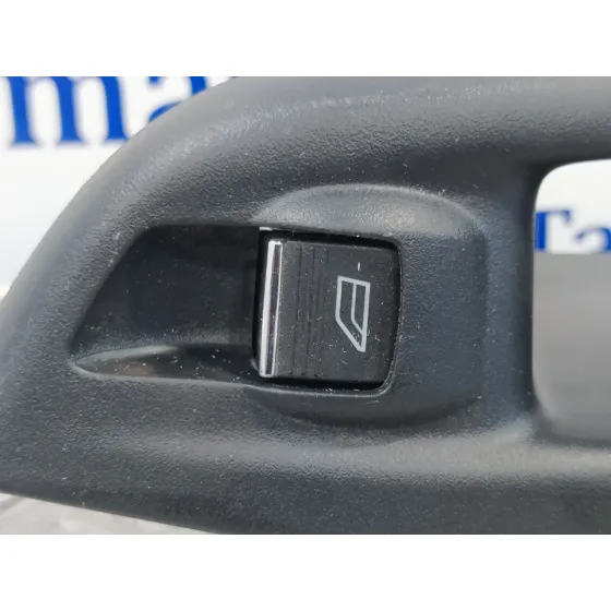 Mando Elevalunas Trasero Izquierdo para Ford Focus Turn.