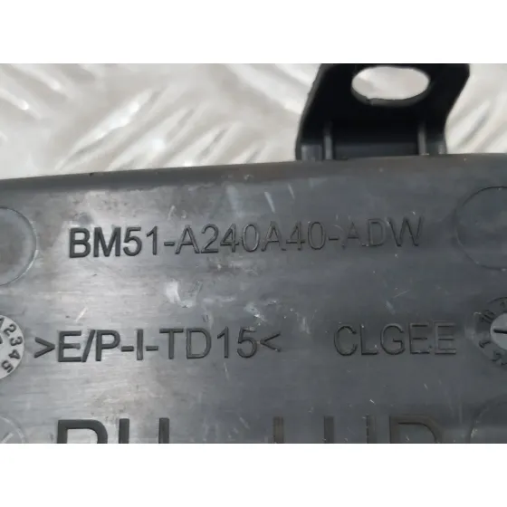 Mando Elevalunas Delantero Derecho para Ford Focus Turn.