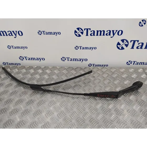 Brazo Limpia Delantero Derecho para Ford Focus Turn.