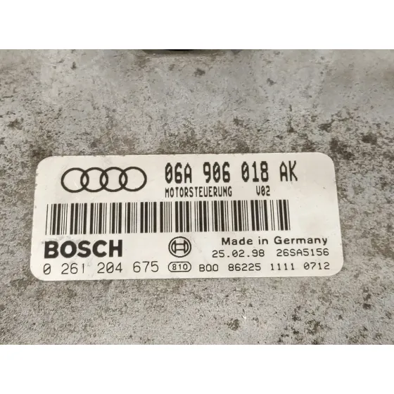 Centralita Motor Uce para Audi A3 (8L)
