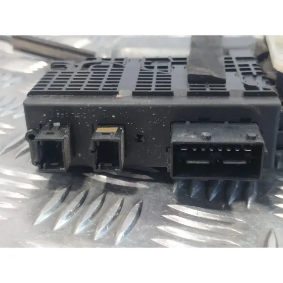 Elevalunas Delantero Derecho para Citroën C4 Picasso