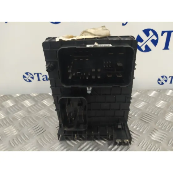 Caja Reles / Fusibles para Seat Altea (5P1)