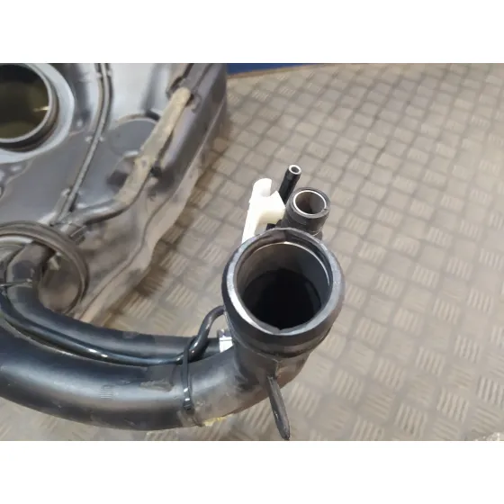 Deposito Combustible para Mercedes-Benz Clase C (W203) Berlina
