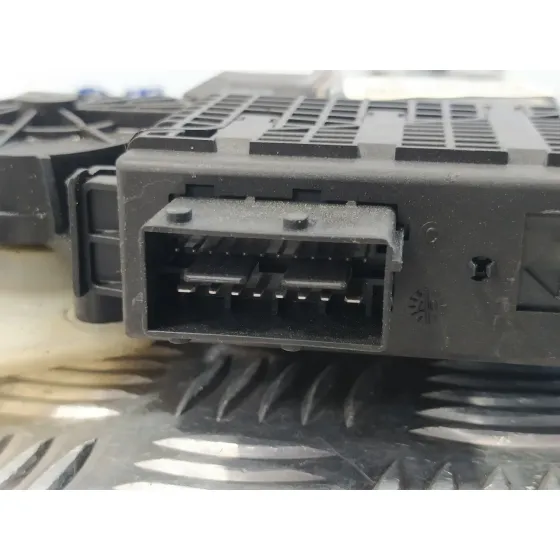 Elevalunas Delantero Derecho para Citroën C4 Picasso