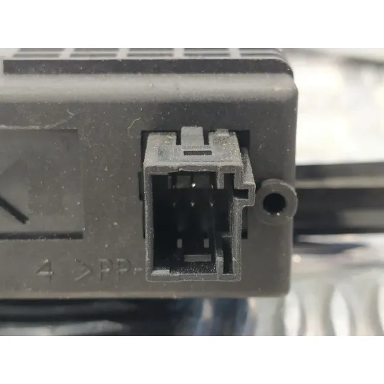 Elevalunas Delantero Derecho para Citroën C4 Picasso