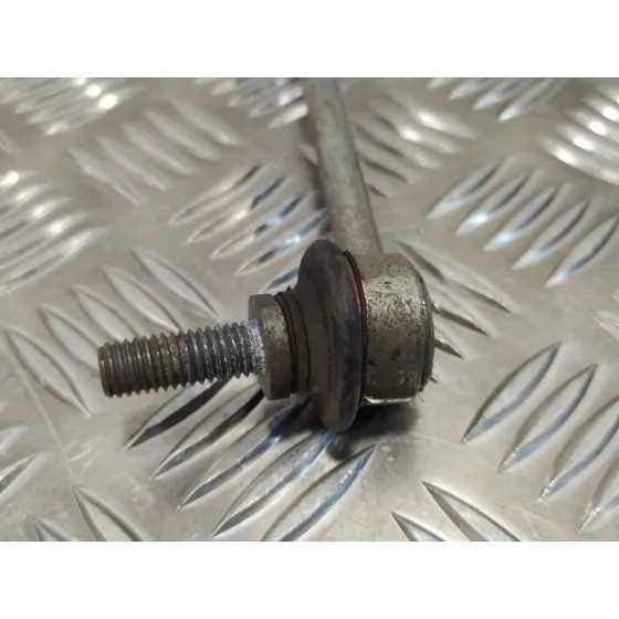 Barra Estabilizadora Delantera para Ford Focus Turn.