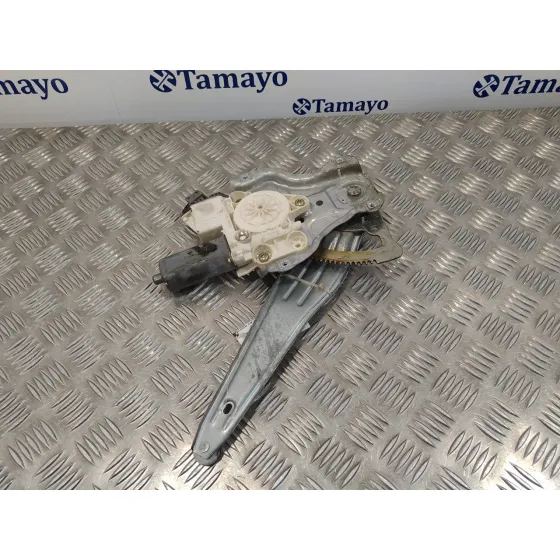 Elevalunas Trasero Derecho para Toyota Avensis Berlina (T25)