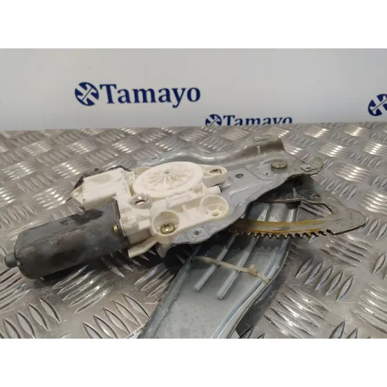 Elevalunas Trasero Derecho para Toyota Avensis Berlina (T25)