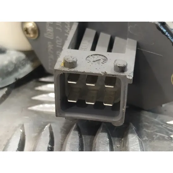 Elevalunas Trasero Derecho para Toyota Avensis Berlina (T25)