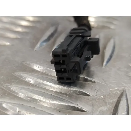 Anclaje Cinturon Trasero Izquierdo para Opel Corsa F
