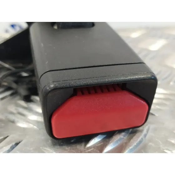 Anclaje Cinturon Trasero Izquierdo para Opel Corsa F