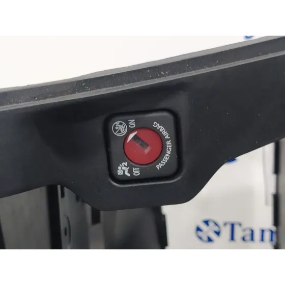 Guantera para Opel Corsa F
