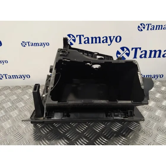 Guantera para Opel Corsa F
