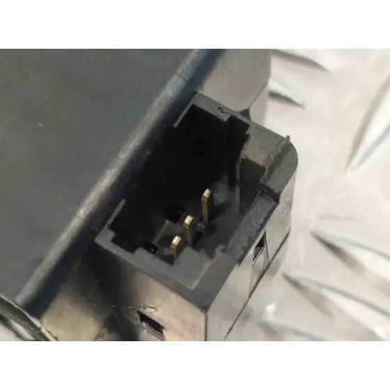 Cerradura Maletero / Porton para Peugeot 1007