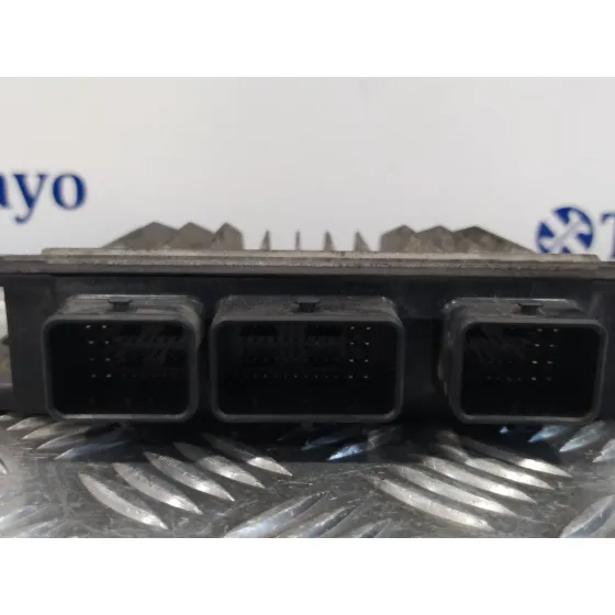 Centralita Motor Uce para Renault Kangoo