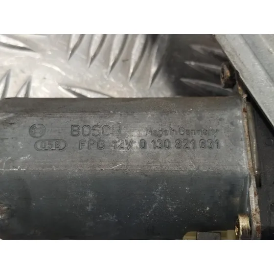 Elevalunas Delantero Izquierdo para Renault Espace / Grand Espace (Je0)