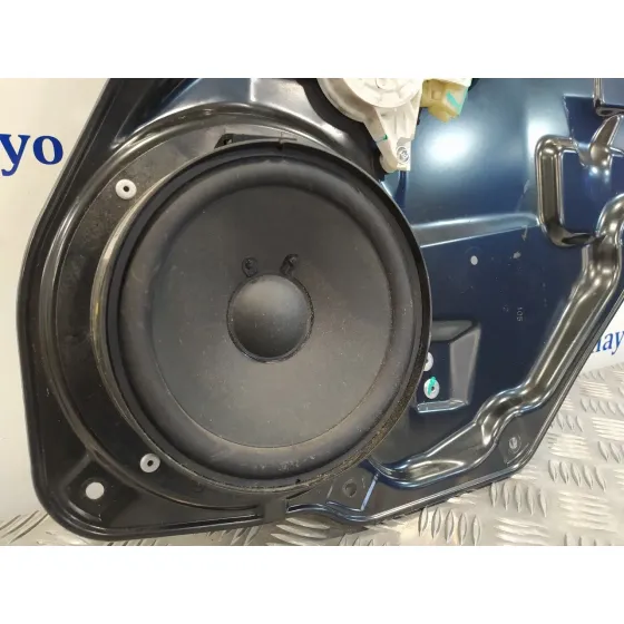 Elevalunas Trasero Derecho para Mercedes-Benz Clase M (W164)