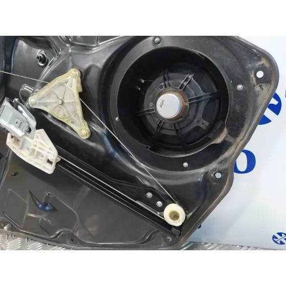 Elevalunas Trasero Derecho para Mercedes-Benz Clase M (W164)