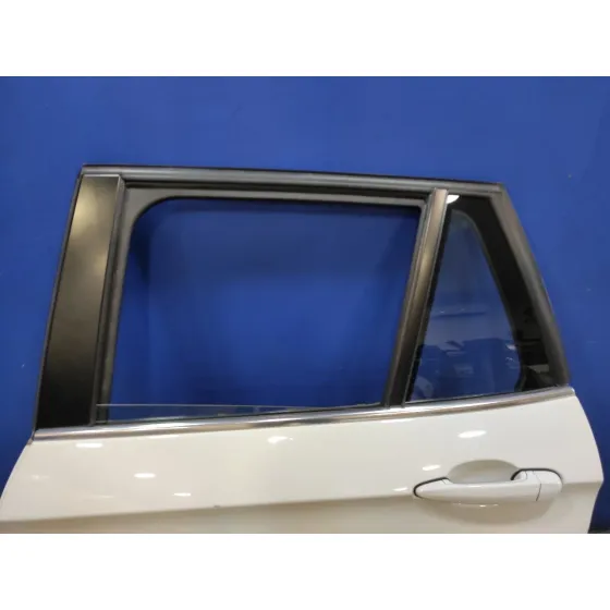 Puerta Trasera Izquierda para Bmw X1 (E84)