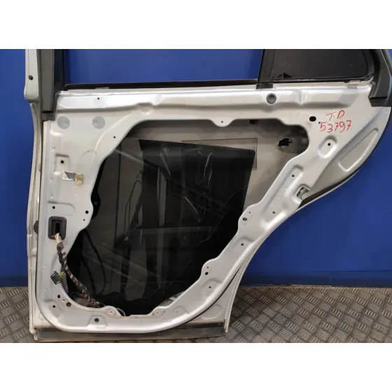 Puerta Trasera Derecha para Mercedes-Benz Clase M (W164)