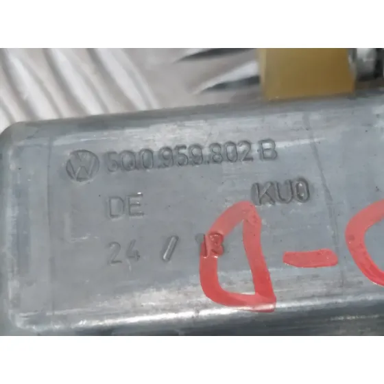 Elevalunas Delantero Derecho para Seat Leon Sc (5F5)