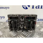 Caja Reles / Fusibles para Peugeot 406 Berlina (S1/S2)