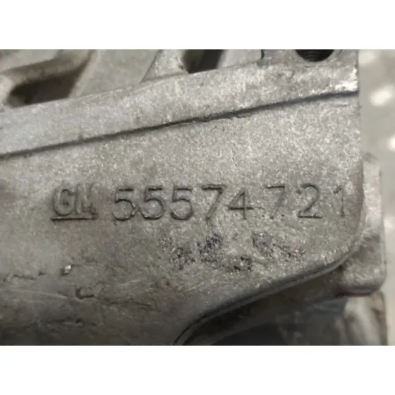 Soporte Bomba Inyeccion para Opel Insignia Berlina