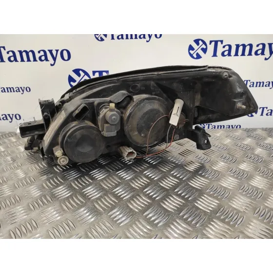 Faro Derecho para Nissan Primera Berlina (P12)