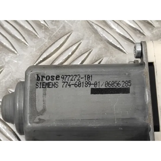 Motor Elevalunas Delantero Derecho para Audi A6 Berlina (4F2)