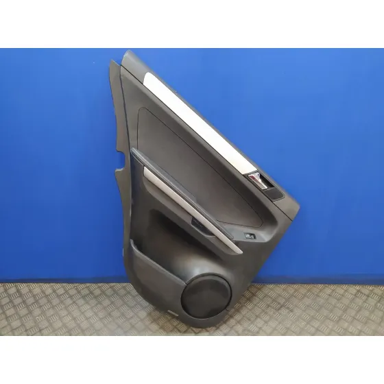 Guarnecido Puerta Trasera Izquierda para Mercedes-Benz Clase M (W164)