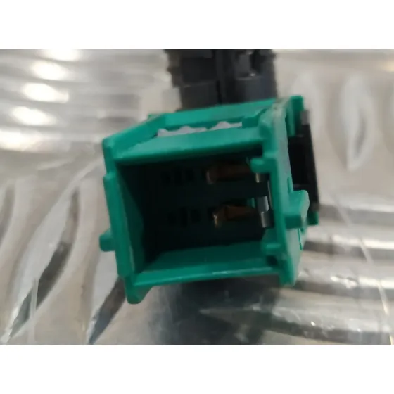 Pretensor Airbag Izquierdo para Renault Clio Ii Fase Ii (B/Cb0)